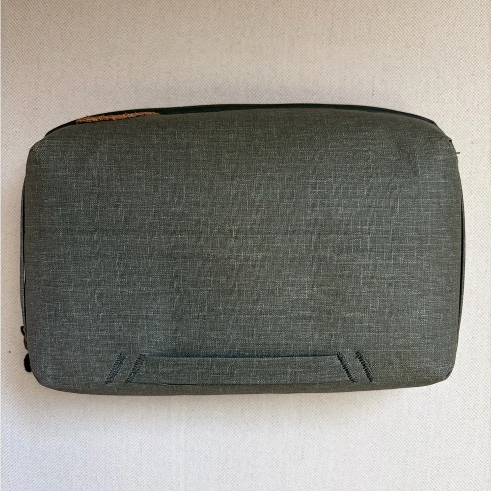 Peak Design Sage Tech Pouch - Picture 3 of 10